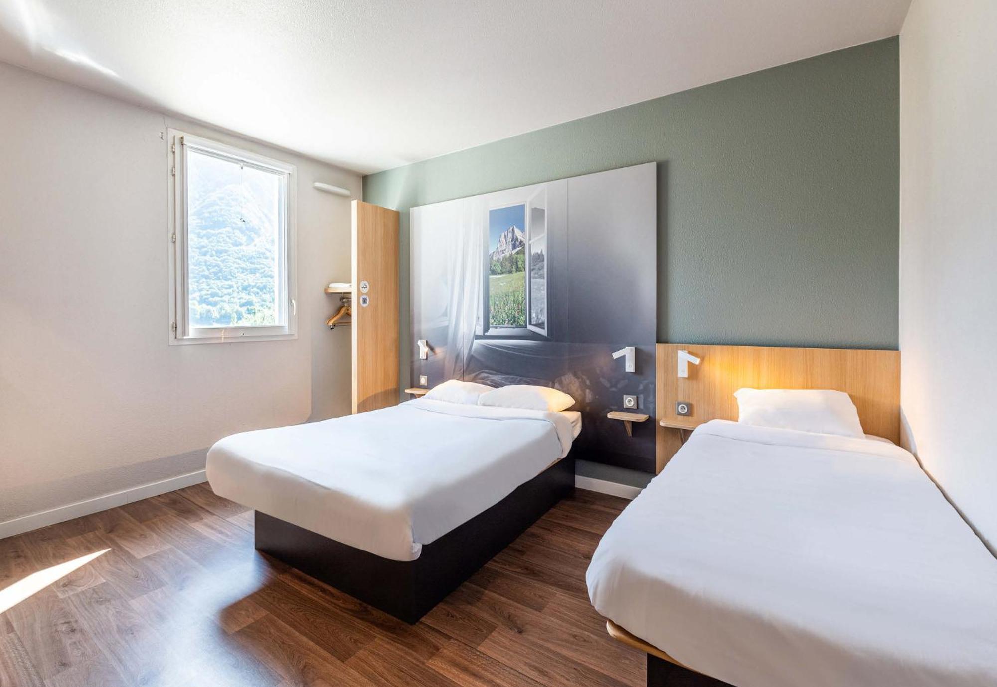 B&B HOTEL Saint Jean De Maurienne Sainte-Marie-de-Cuines Extérieur photo